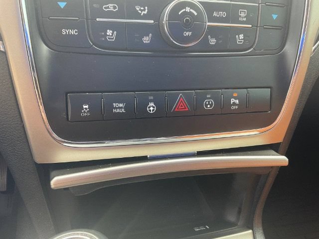 Used 2013 Jeep Grand Cherokee Overland Summit AWD/4WD image 22