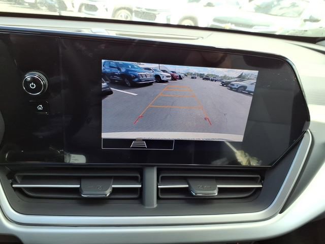 New 2026 Chevrolet Trax LS w/ LS Convenience Package FWD image 12