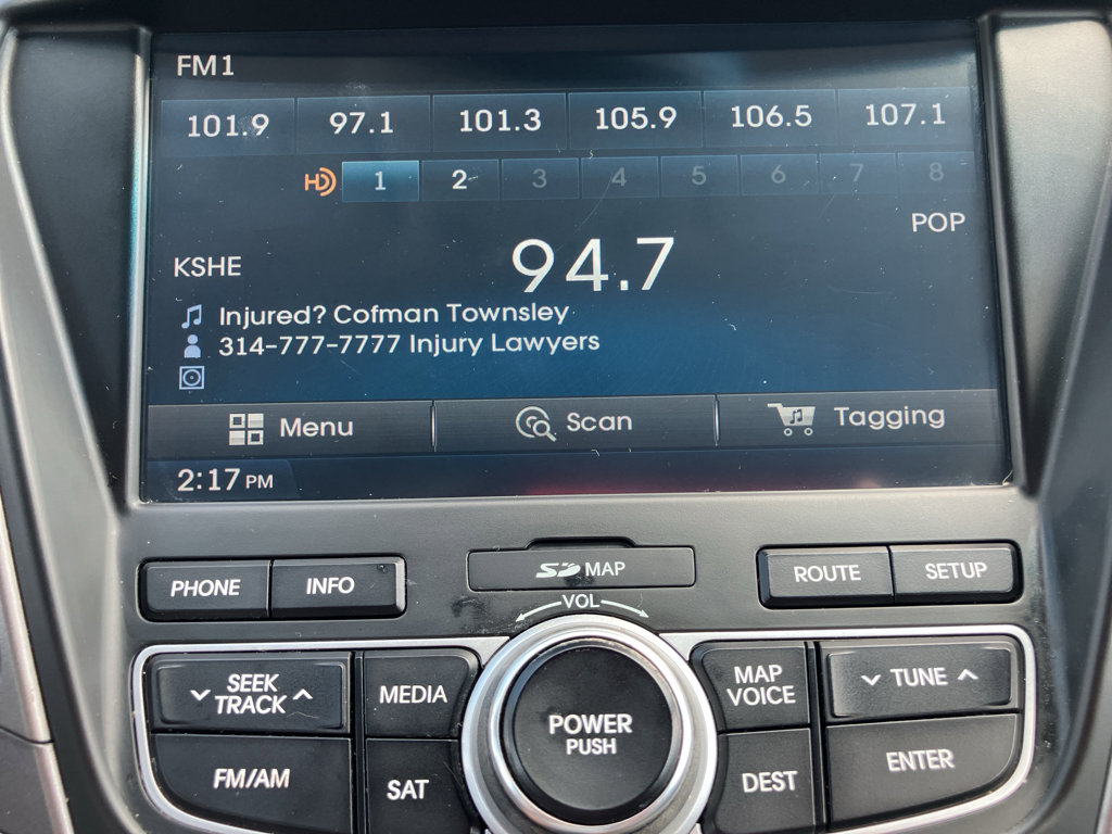 Used 2014 Hyundai Santa Fe Sport 2.0T w/ Technology Package 05 image 16