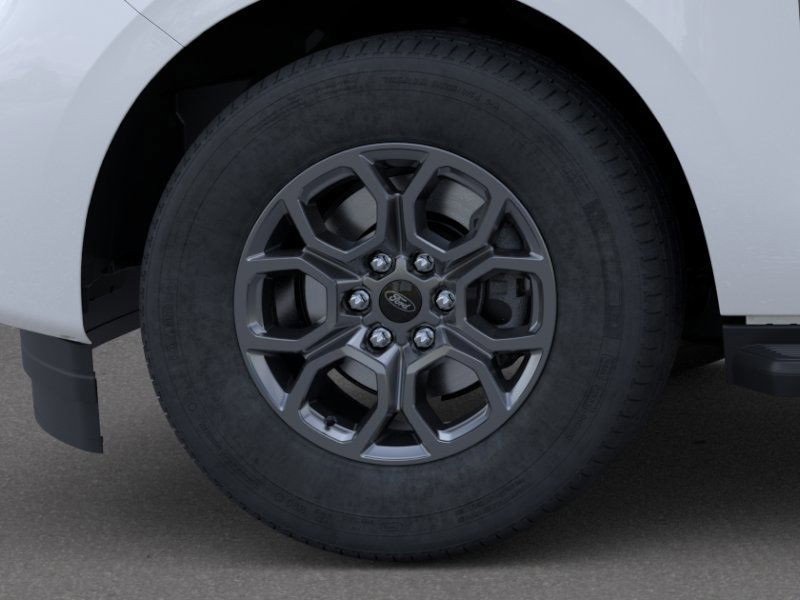 New 2025 Ford Expedition Active image 20