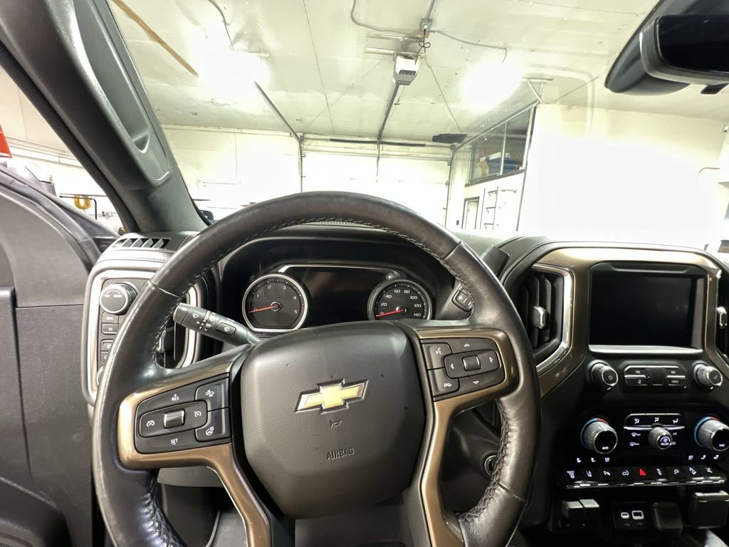Certified 2022 Chevrolet Silverado 3500 High Country w/ Z71 Off-Road Package image 10