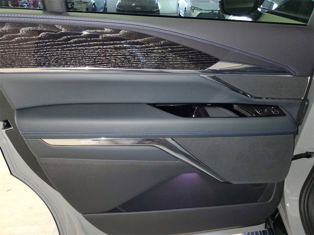 New 2026 Cadillac Escalade IQL Sport 1 w/ LPO, ONYX Package image 9