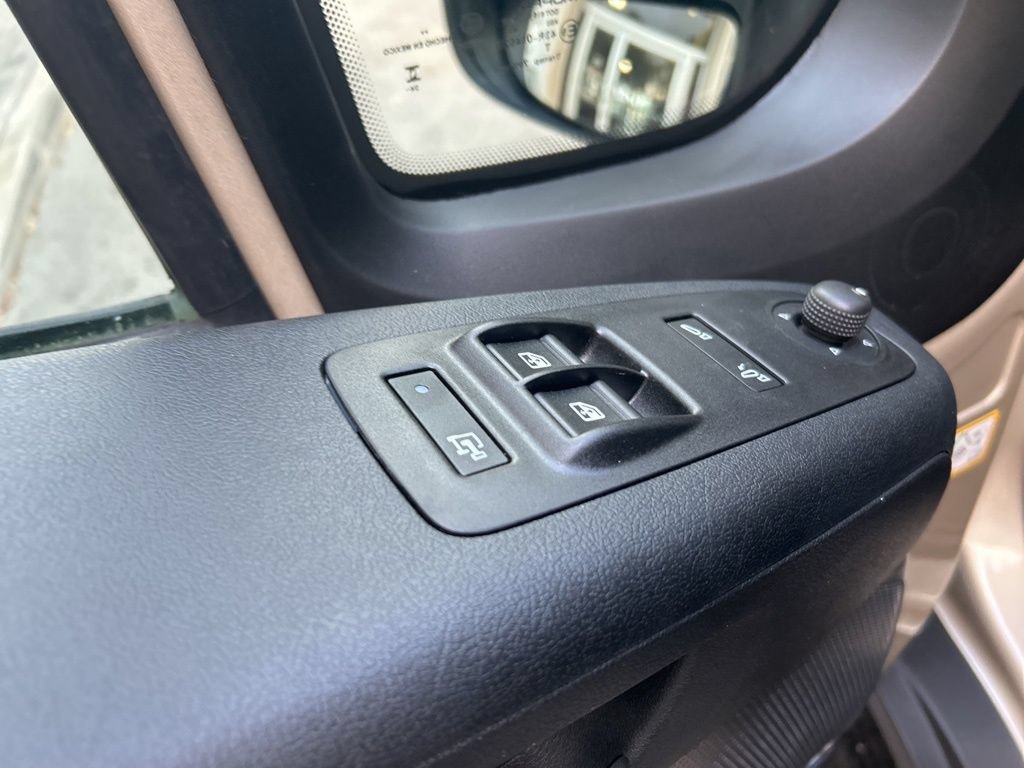 New 2026 RAM ProMaster 2500 w/ Premium Convenience Group FWD image 32