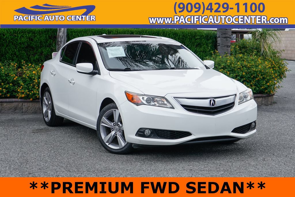 Used 2013 Acura ILX w/ Premium Package FWD image 1