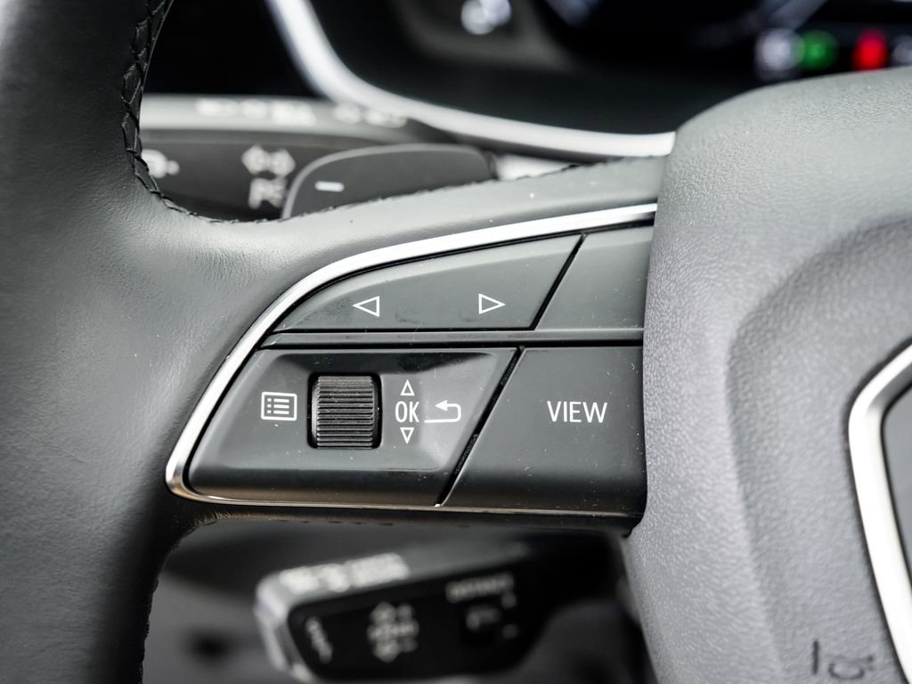 Used 2022 Audi Q3 2.0T Premium Plus image 11