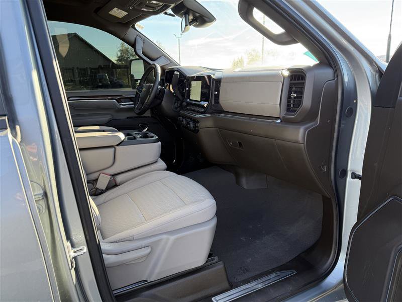 Used 2024 Chevrolet Silverado 2500 LT w/ Safety Package image 9