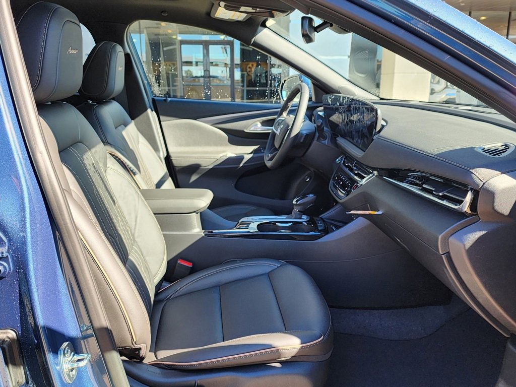 New 2026 Buick Envista Avenir image 37