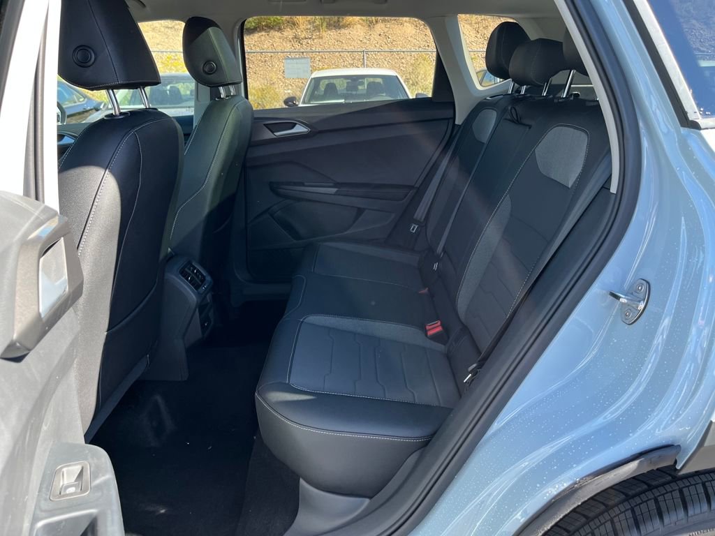 New 2025 Volkswagen Taos SE image 26