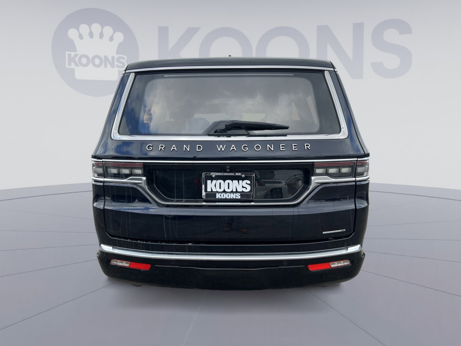 Used 2024 Jeep Grand Wagoneer Series III image 5