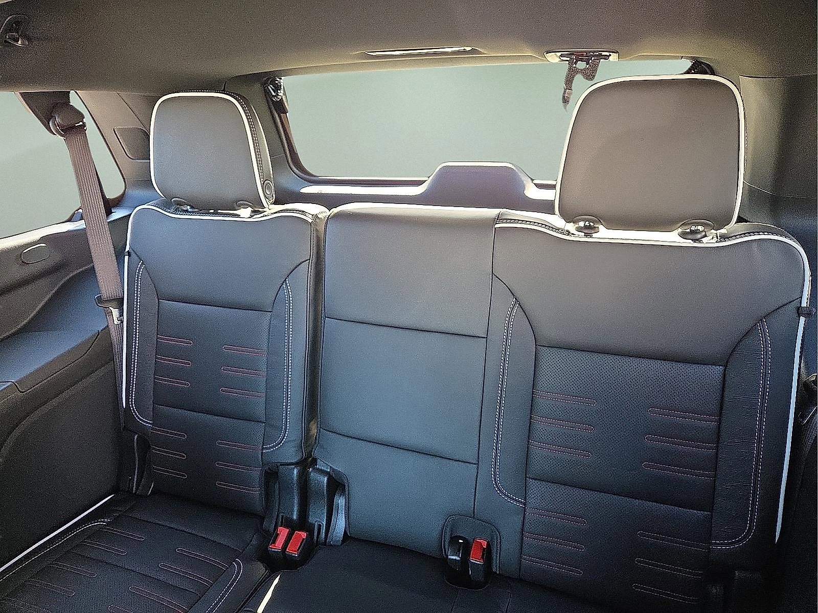 Used 2026 GMC Yukon AT4 Ultimate w/ LPO, Floor Liner Package image 11