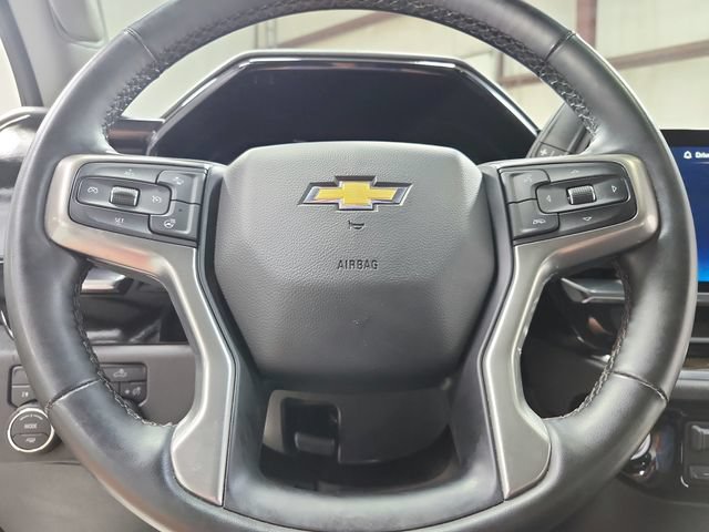 Used 2025 Chevrolet Silverado 1500 LT w/ Work Truck Package AWD/4WD image 23