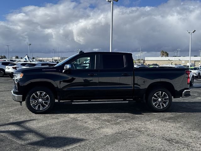 Certified 2025 Chevrolet Silverado 1500 LT w/ Leather Package image 35