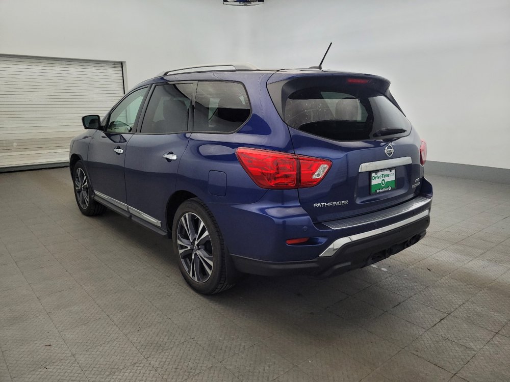 Used 2017 Nissan Pathfinder Platinum AWD/4WD image 5