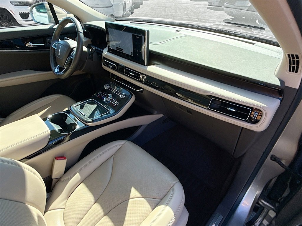 Used 2021 Lincoln Nautilus Reserve w/ Cargo Utility Package image 32