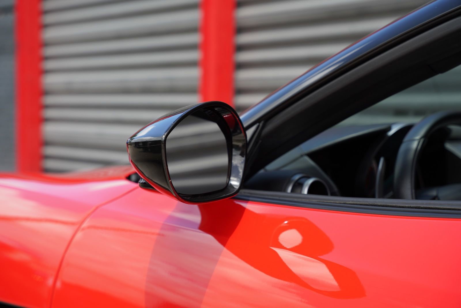 Used 2019 Ferrari Portofino image 14