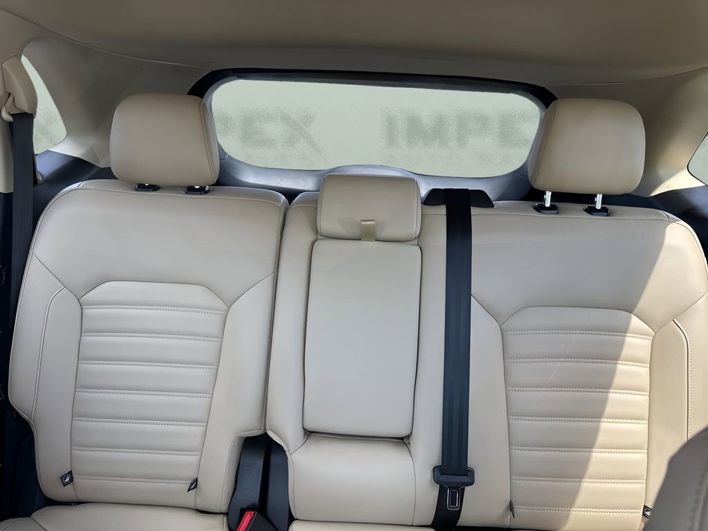 Used 2022 Ford Edge SEL w/ Convenience Package image 11