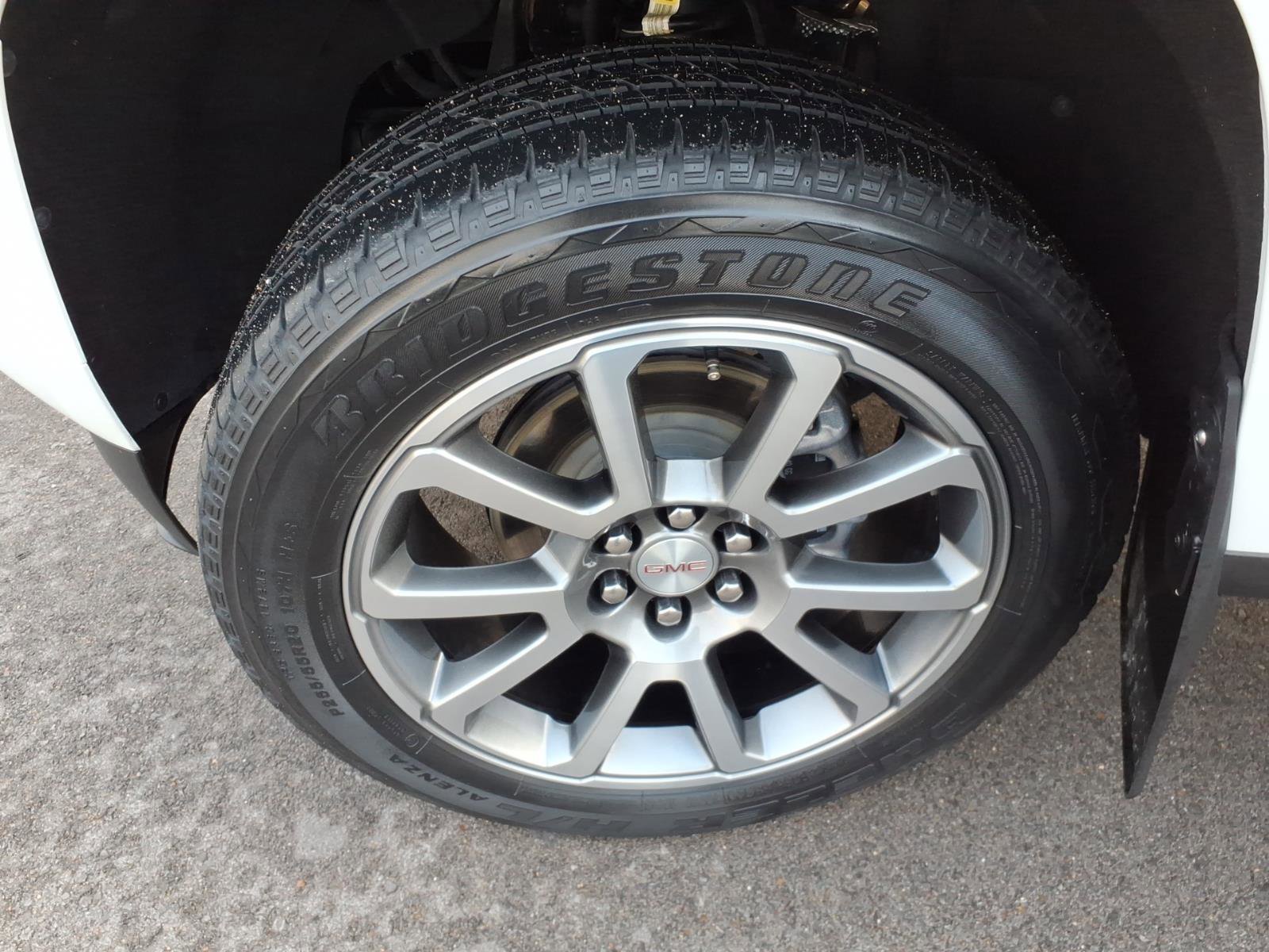 Used 2022 GMC Canyon Denali image 9