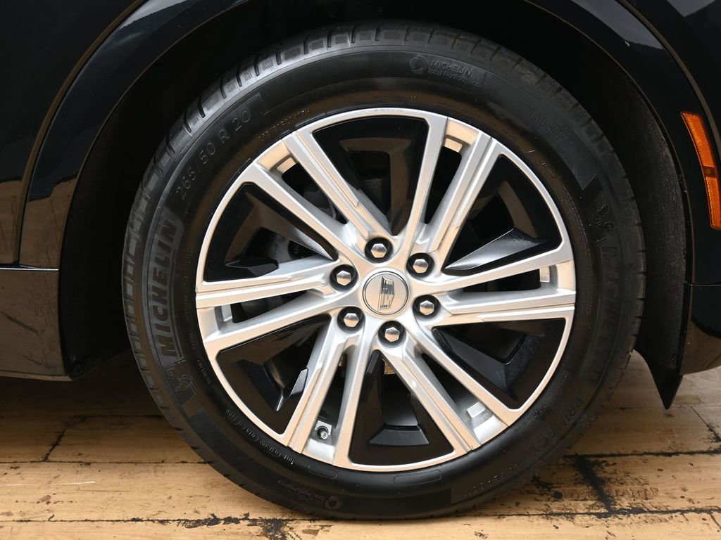 Used 2024 Cadillac Lyriq Tech RWD image 13
