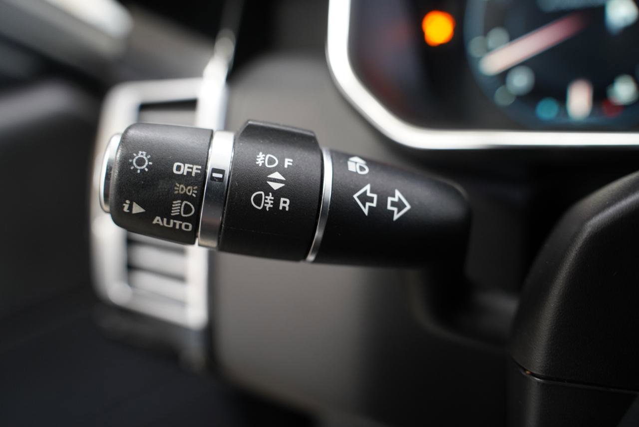 Used 2016 Land Rover Range Rover Autobiography image 14