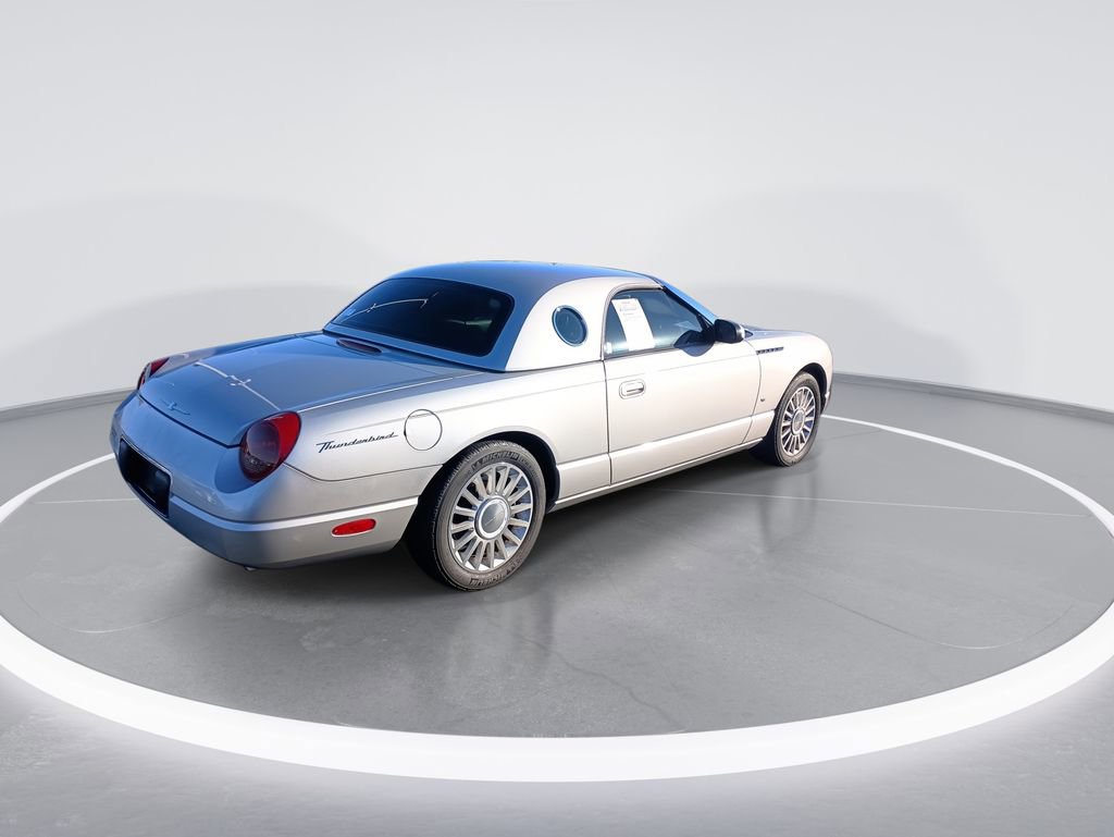 Used 2004 Ford Thunderbird image 8