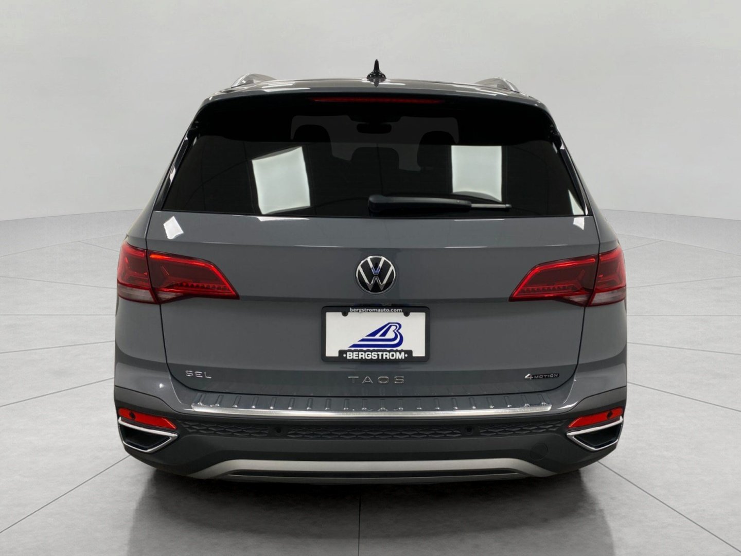 Used 2022 Volkswagen Taos SEL w/ Panoramic Sunroof Package AWD/4WD image 5