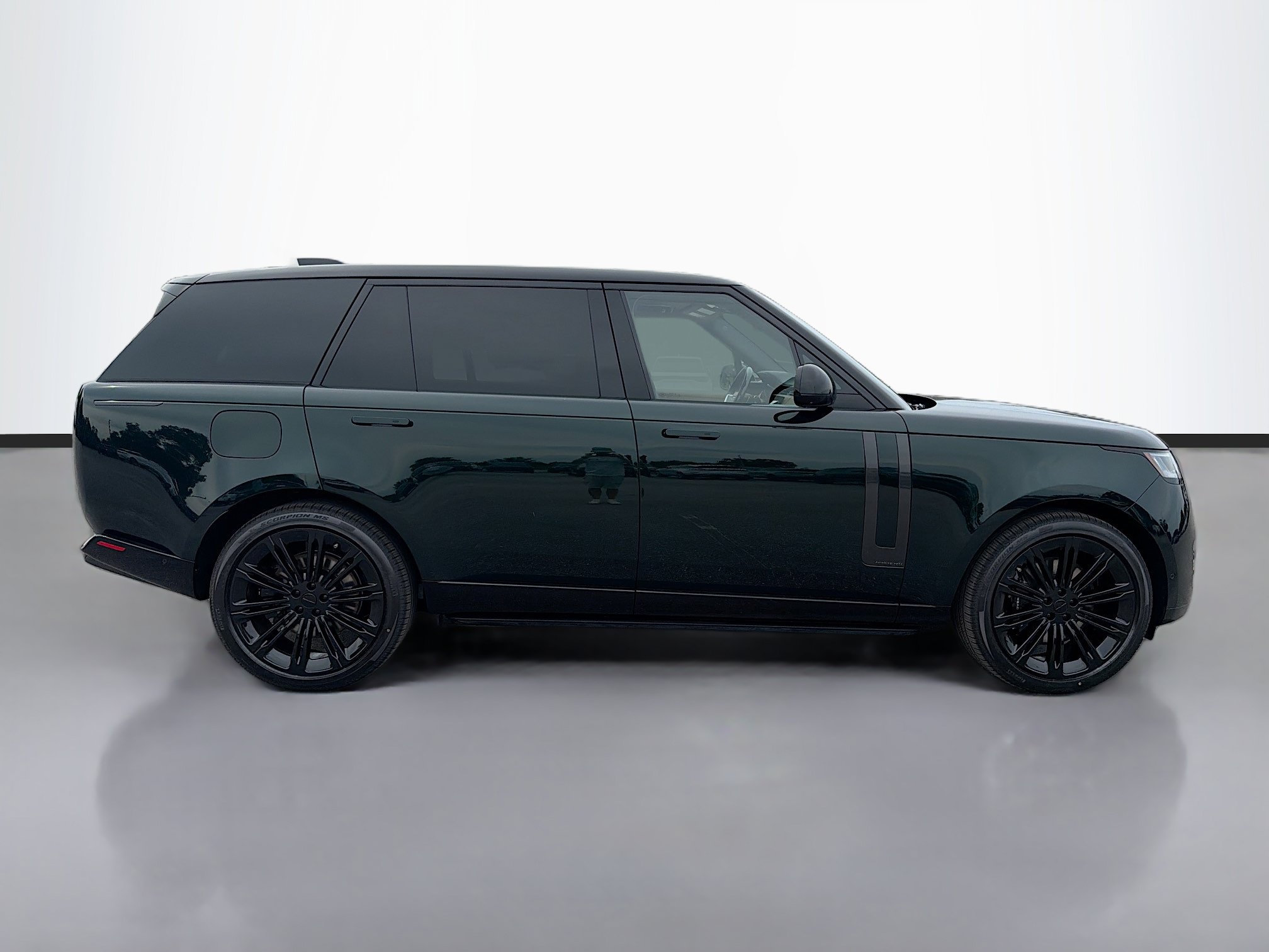New 2026 Land Rover Range Rover Long Wheelbase Autobiography AWD/4WD image 6