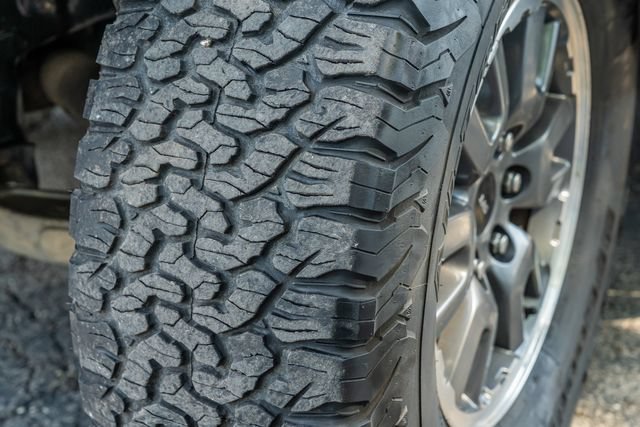 Used 2011 Ford F150 Raptor w/ Raptor Luxury Pkg AWD/4WD image 12