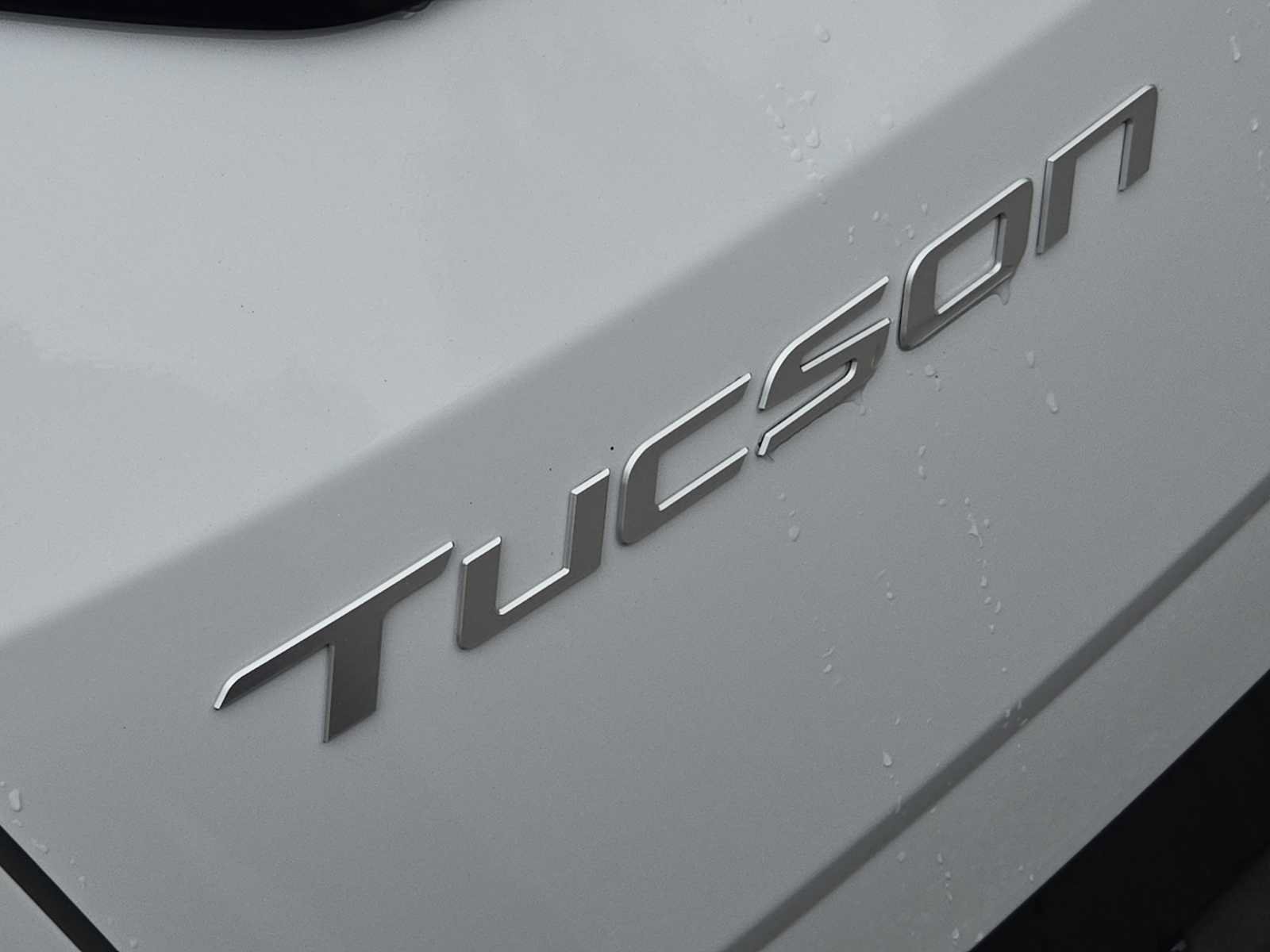 Certified 2025 Hyundai Tucson Limited FWD image 11