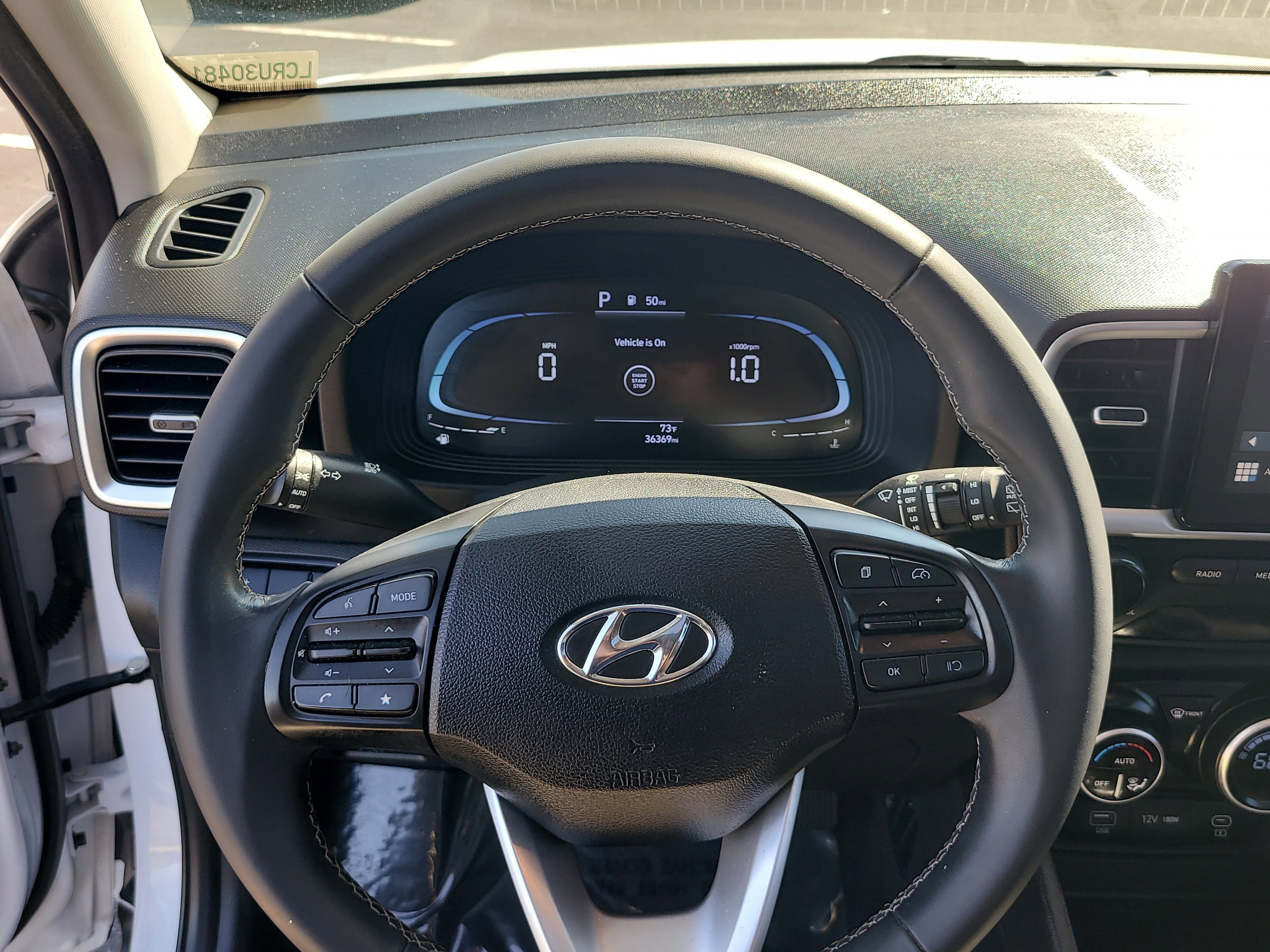 Used 2024 Hyundai Venue SEL image 26