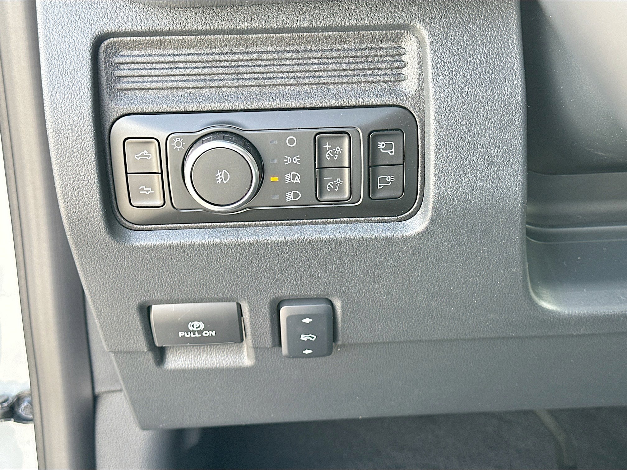 New 2026 Ford F250 Platinum image 22