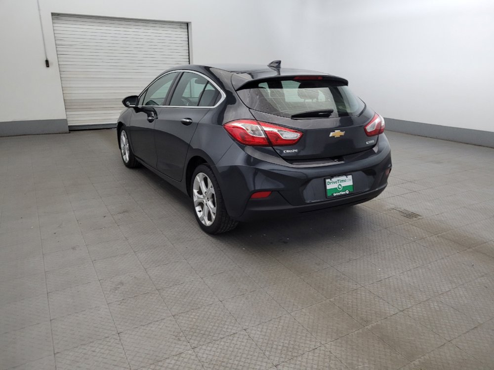 Used 2018 Chevrolet Cruze Premier FWD image 5