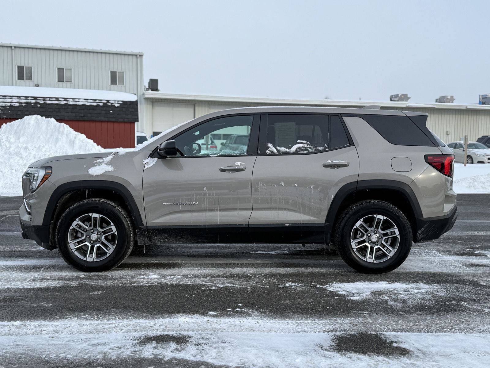 Certified 2025 GMC Terrain Elevation image 8