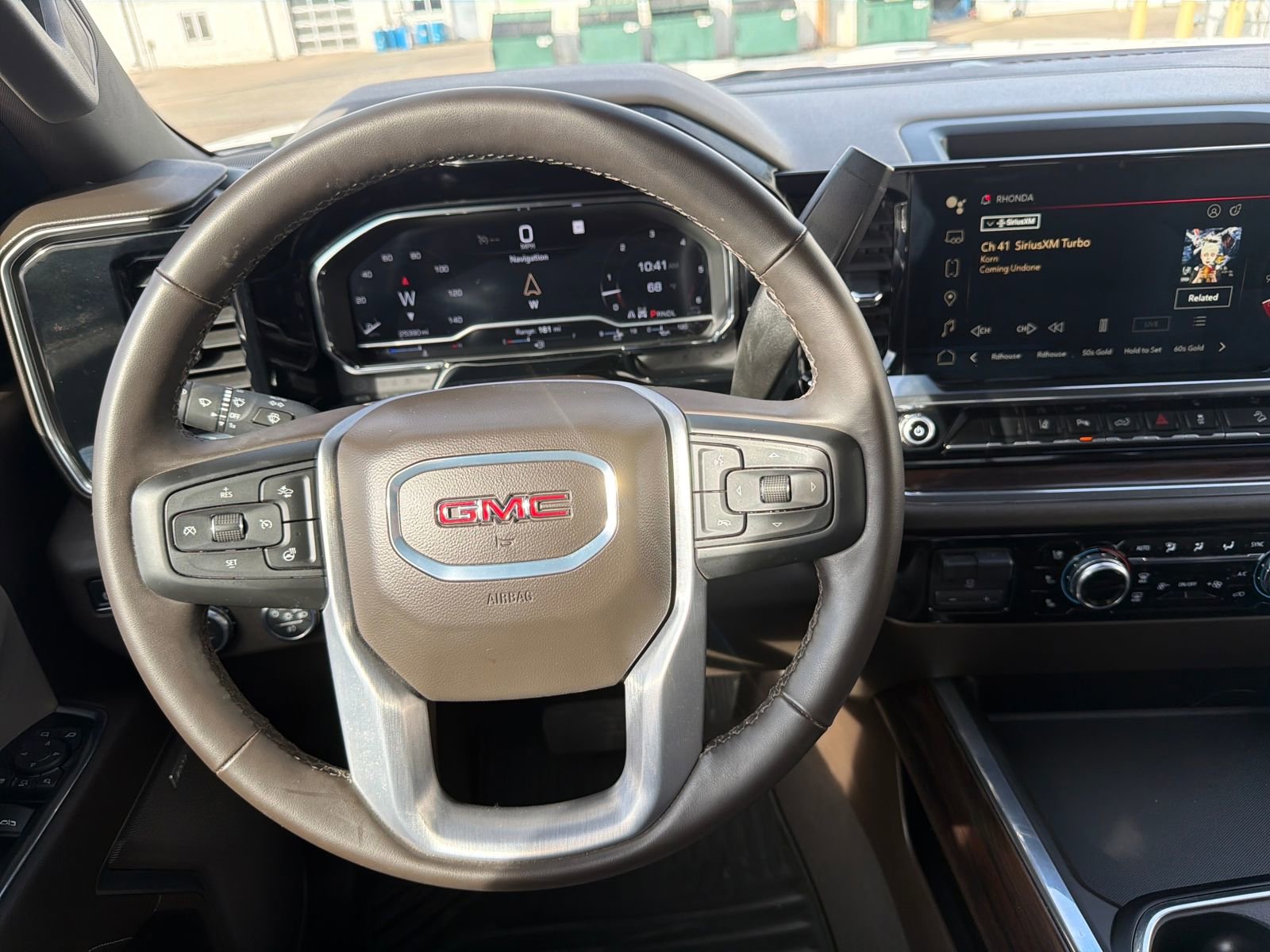 Used 2024 GMC Sierra 2500 SLT w/ SLT Premium Package image 25