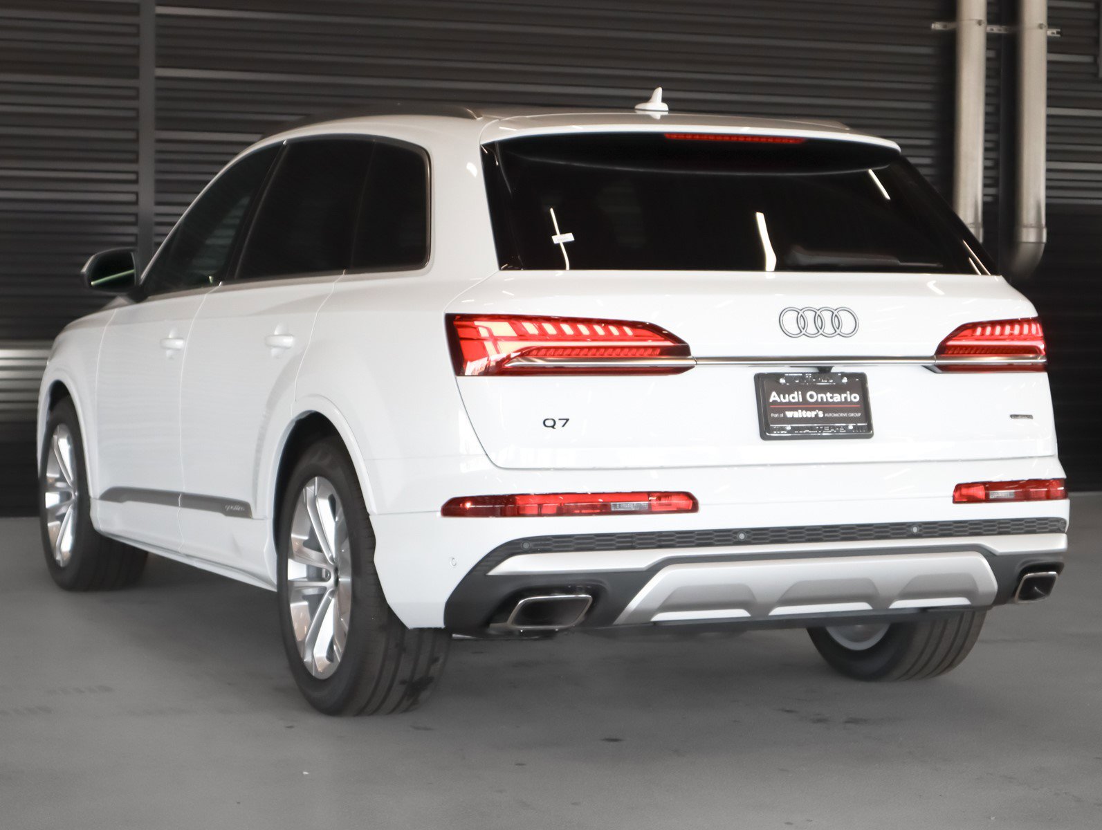 New 2025 Audi Q7 3.0T Prestige image 2