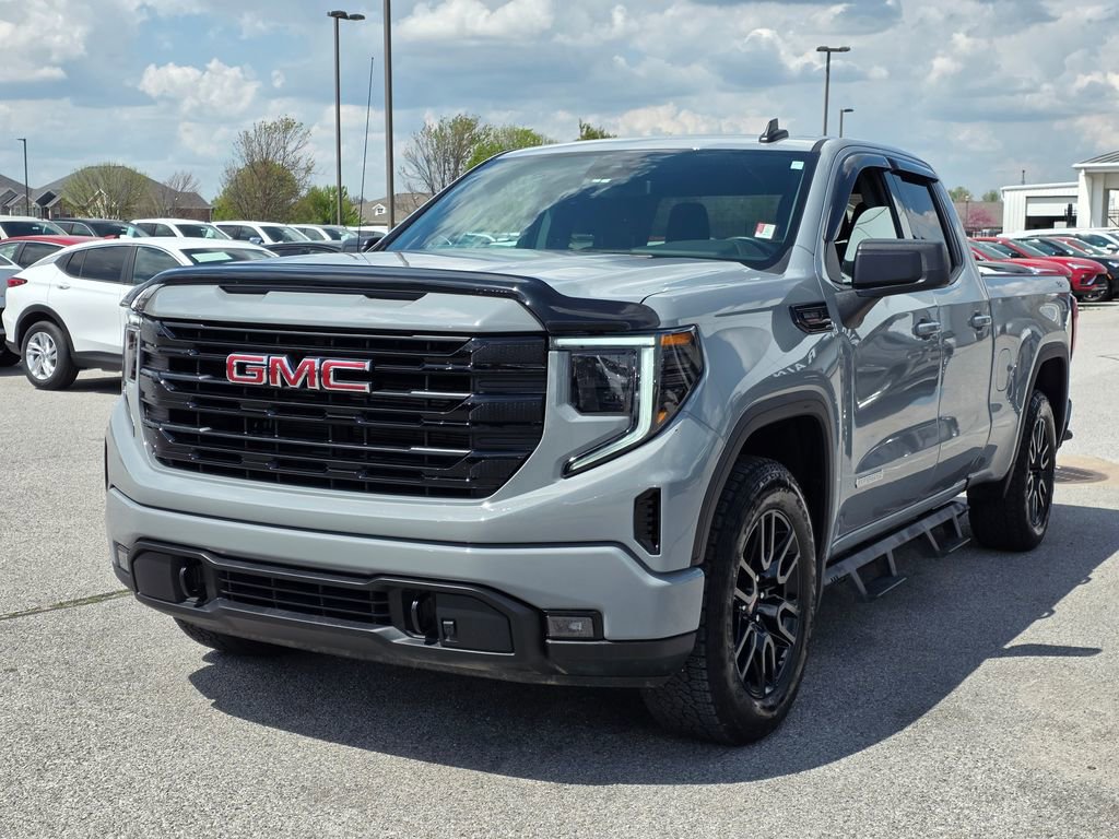 Used 2024 GMC Sierra 1500 Elevation image 3