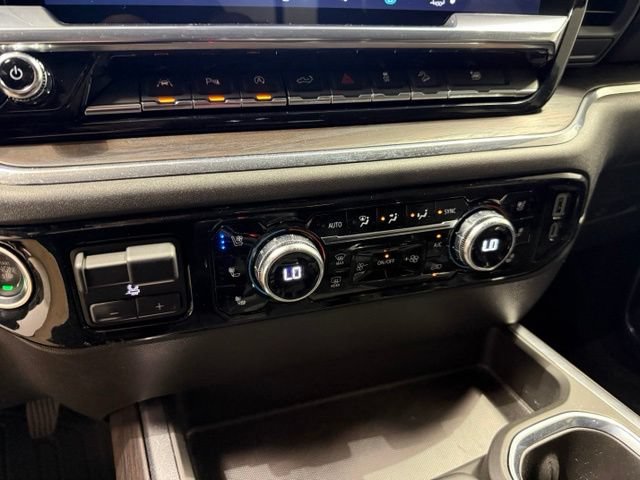 Certified 2023 GMC Sierra 1500 SLT w/ SLT Premium Plus Package AWD/4WD image 22