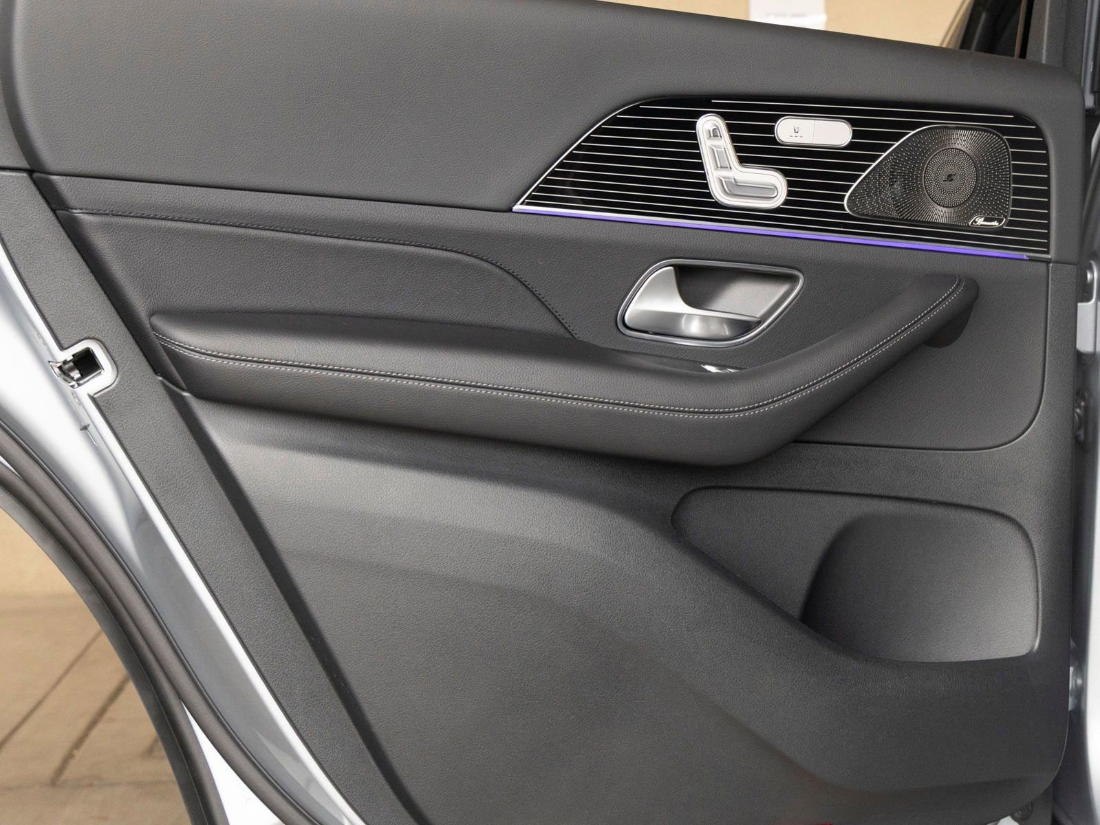 New 2026 Mercedes-Benz GLS 450 4MATIC image 18