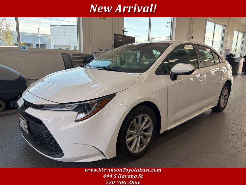 Used 2023 Toyota Corolla LE w/ LE Convenience Package