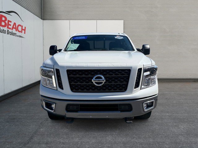 Used 2017 Nissan Titan PRO-4X AWD/4WD image 5
