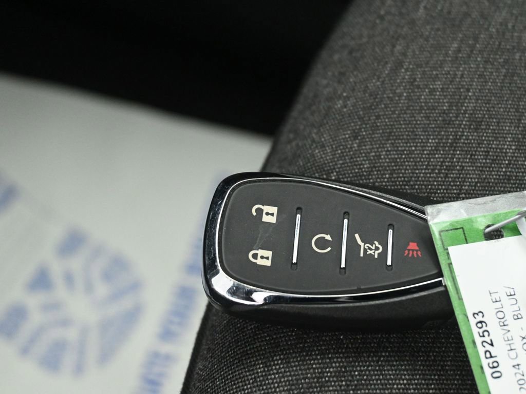 Used 2024 Chevrolet Equinox LT image 30