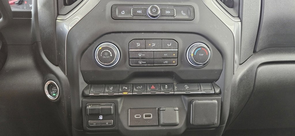 Used 2025 Chevrolet Silverado 2500 Custom w/ Custom Value Package image 30