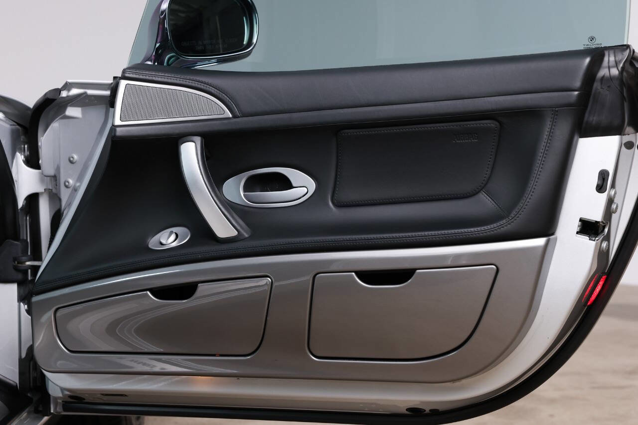 Used 2002 BMW Z8 image 45