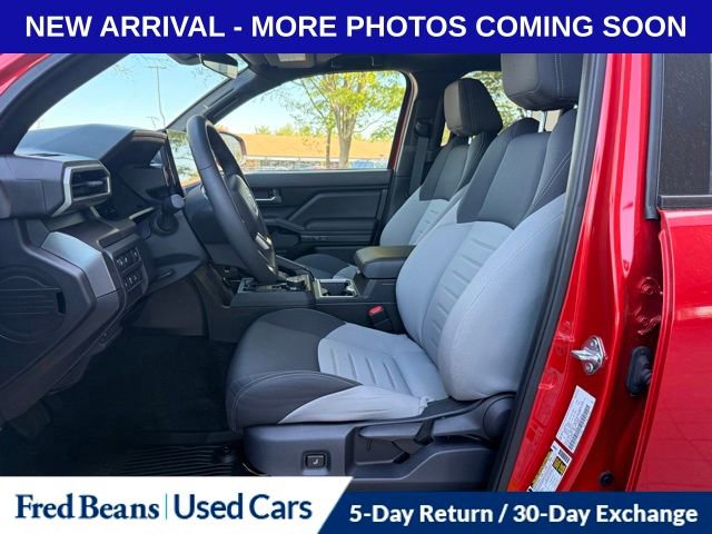 Used 2025 Toyota Tacoma TRD Off-Road AWD/4WD image 11