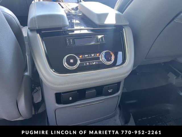 Used 2021 Lincoln Navigator Reserve RWD image 19