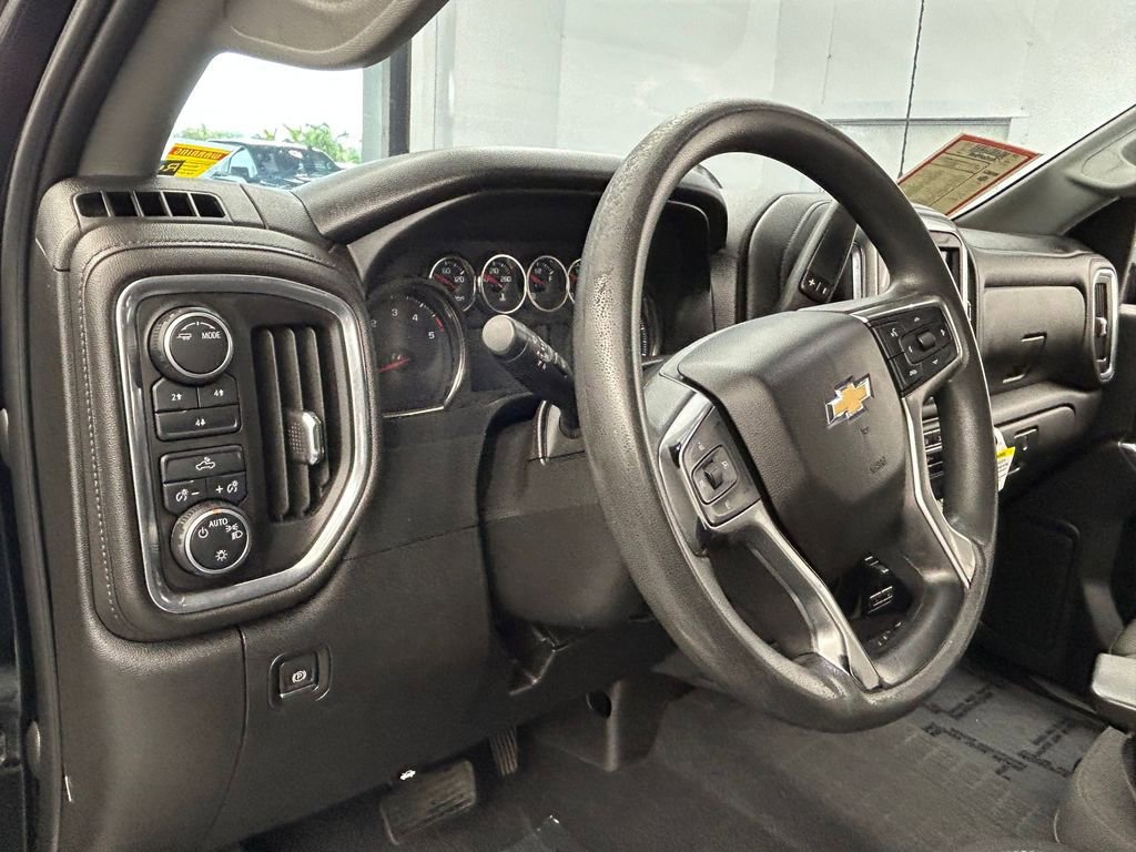 Used 2020 Chevrolet Silverado 2500 LT image 14