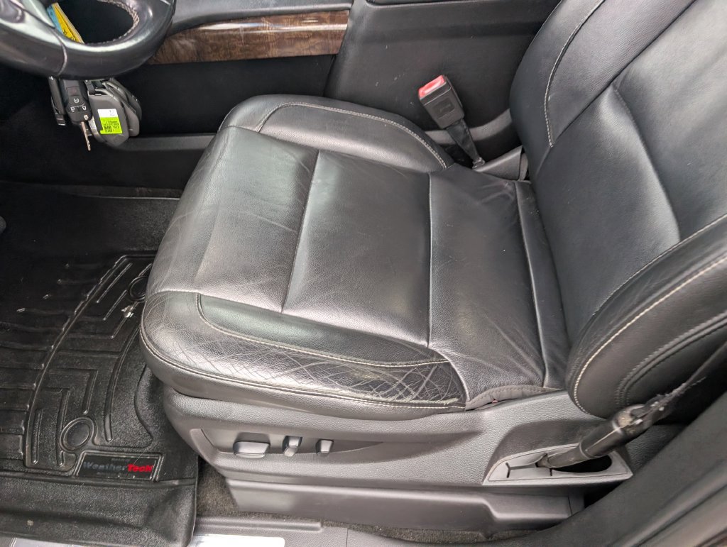 Used 2018 Chevrolet Tahoe LT AWD/4WD image 17