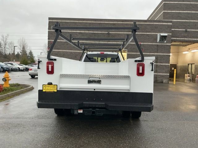 New 2026 Ford F550 4x4 Crew Cab image 5