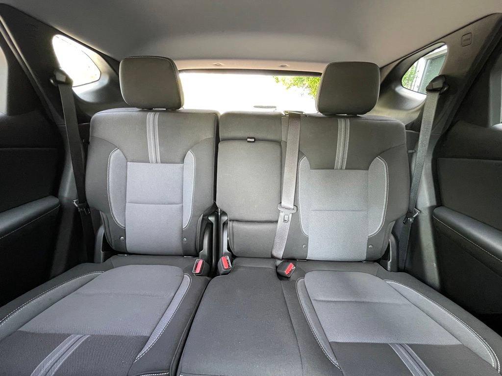 Used 2025 Chevrolet Blazer LT FWD image 30