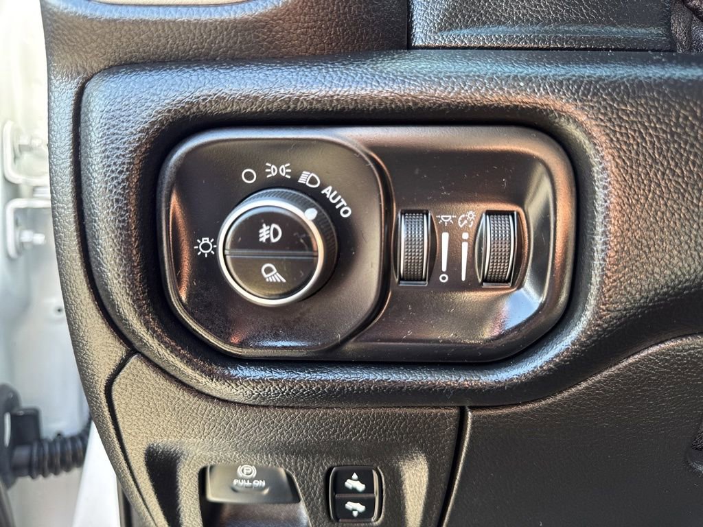 Used 2019 RAM 1500 Big Horn image 49