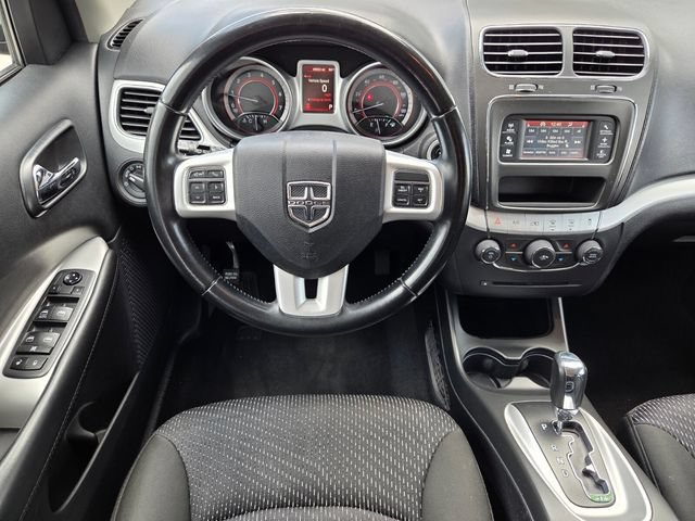 Used 2020 Dodge Journey SE w/ SE Popular Equipment Group FWD image 15